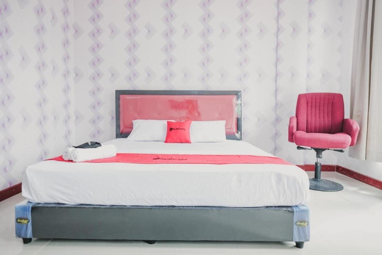 Reddoorz Near Nagoya Hill Batam 4 Hotel Jodoh  Exterior foto