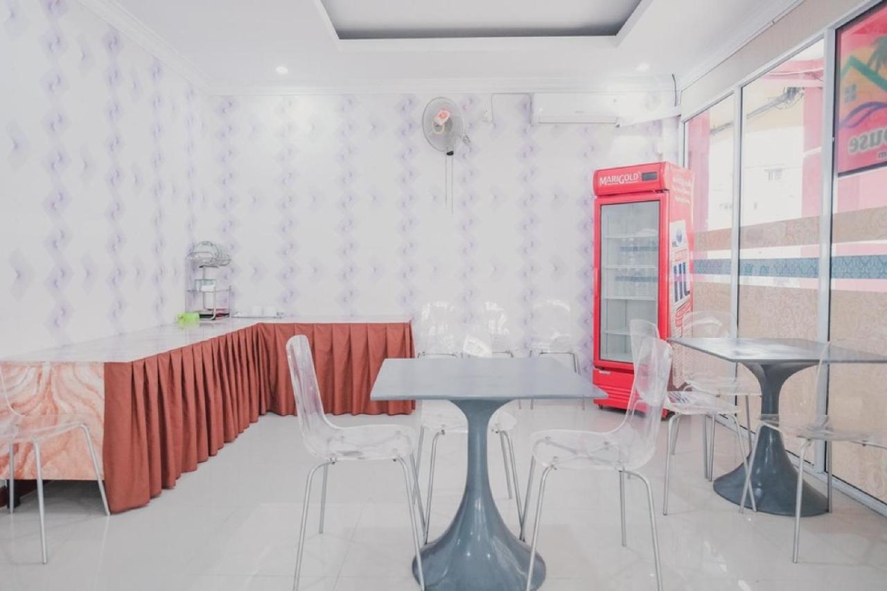 Reddoorz Near Nagoya Hill Batam 4 Hotel Jodoh  Exterior foto